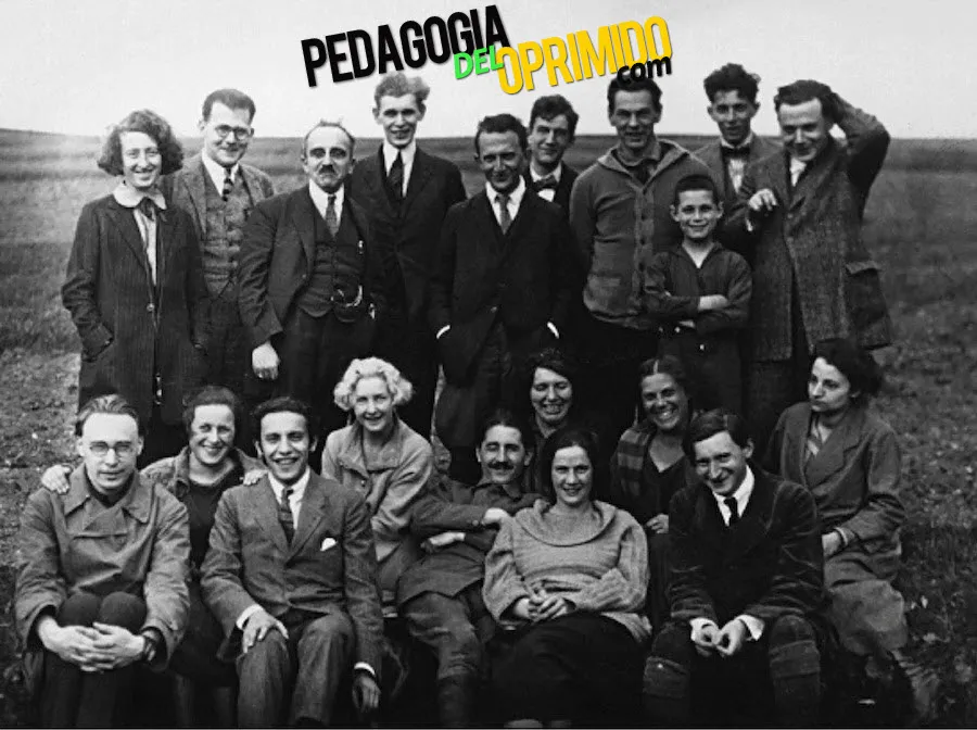 🧠🙋‍♂️¿Qué es la Escuela de Frankfurt? Explicación Resumida